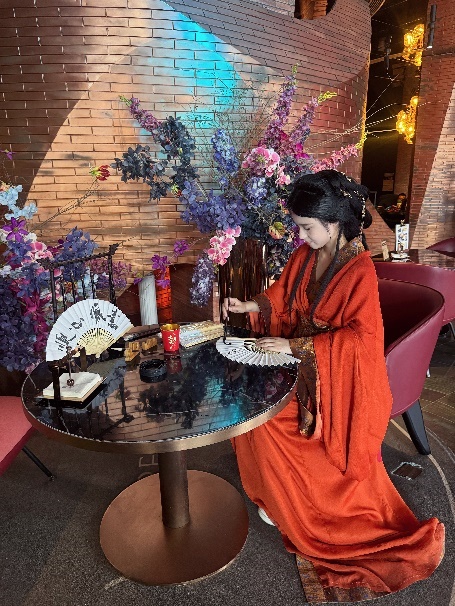 、亲子时光与美食之旅点亮端午假日体验J9国际集团万达美华酒店的非遗旅拍(图1)